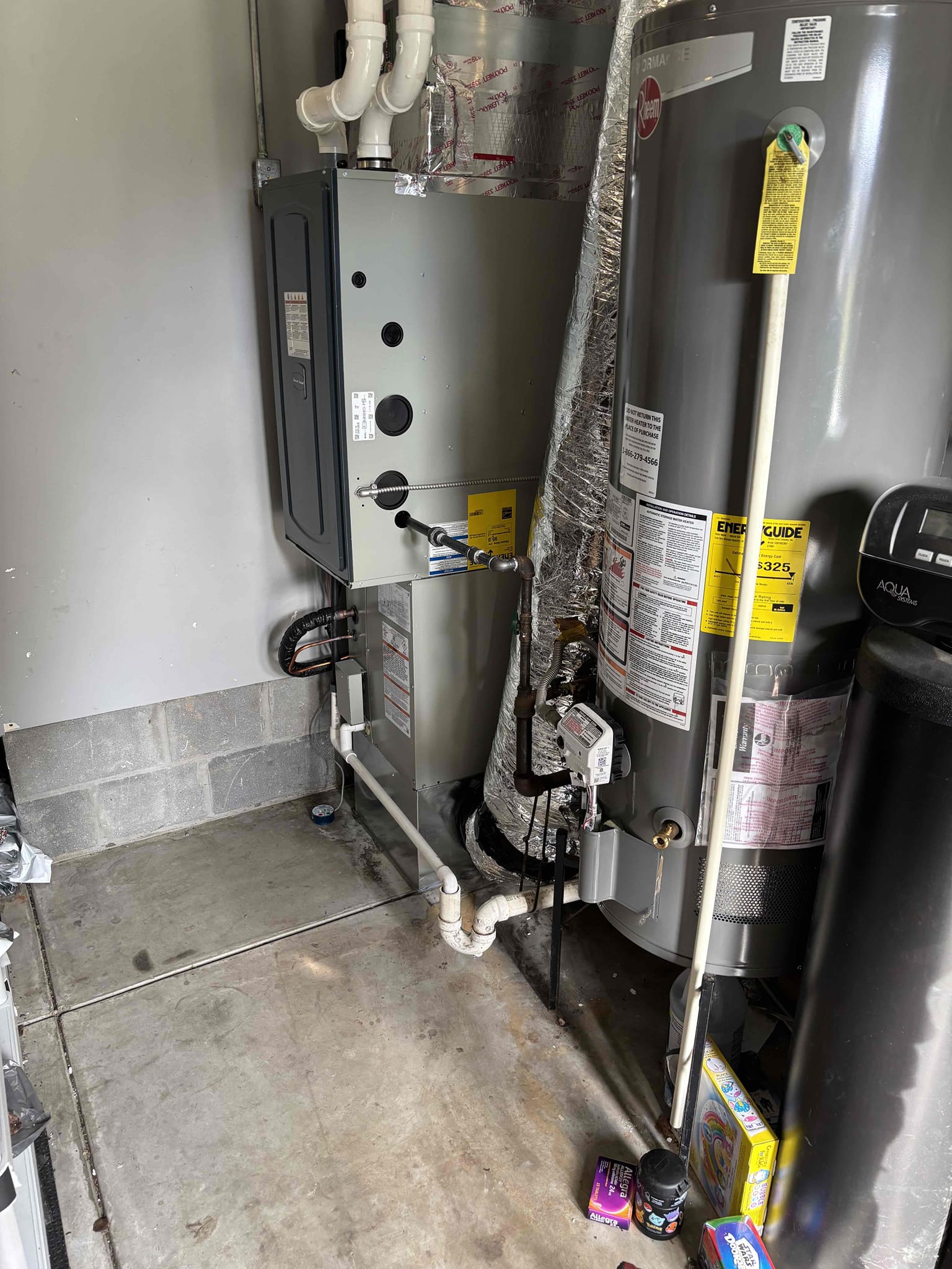 Chad Gillum, Ezra Kite