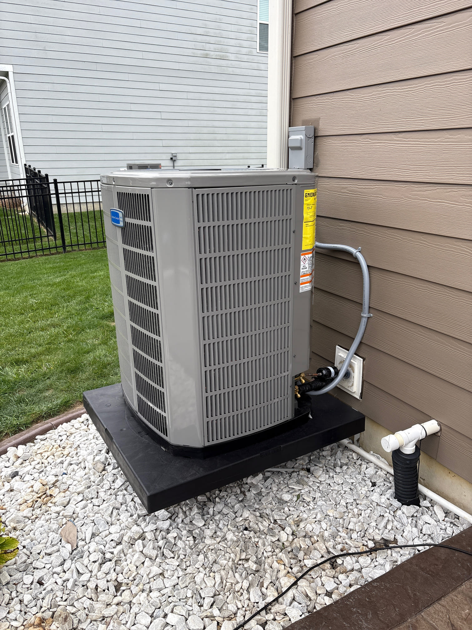 Alex Combs, Carson Howard